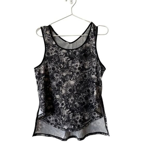 Lululemon Floral Tank Flowabunga - see measurements for size - Picture 3 of 13